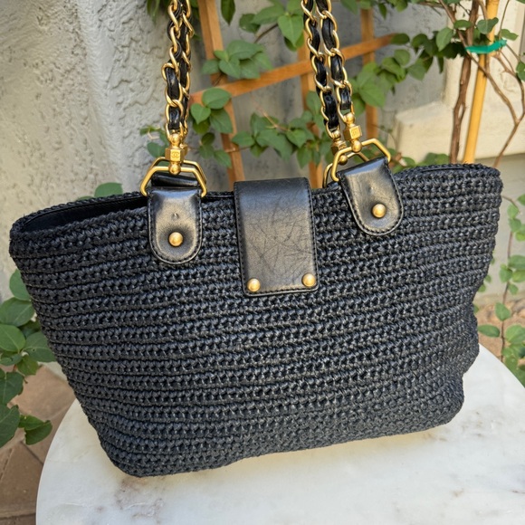 SOLD Chanel Raffia Chain Tote - Picture 4 of 13
